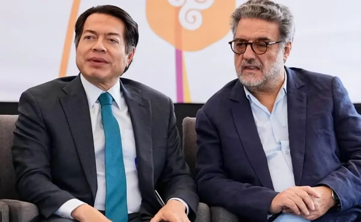 La Secretaría de Educación Pública premia a escuelas por sus iniciativas en la construcción de espacios libres de violencia.