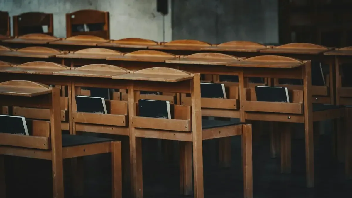 La SEP confirma la suspensión del inicio de clases en varias entidades para resguardar a los estudiantes.