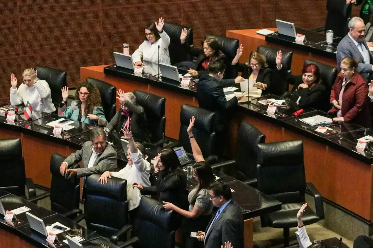 La pugna por la candidatura a la alcaldía de León genera tensiones entre los senadores Ricardo Sheffield y Emmanuel Reyes.