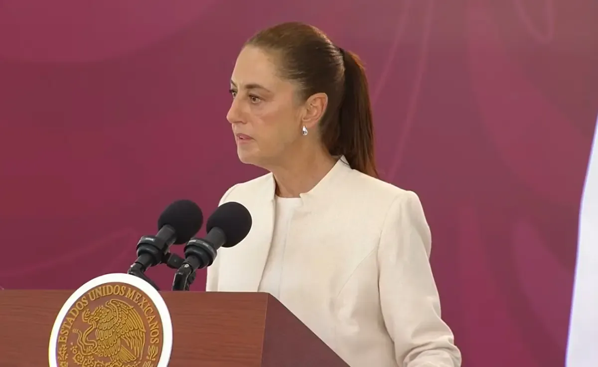 La presidenta de México defiende el trabajo de la diseñadora tras el tiroteo en su establecimiento.
