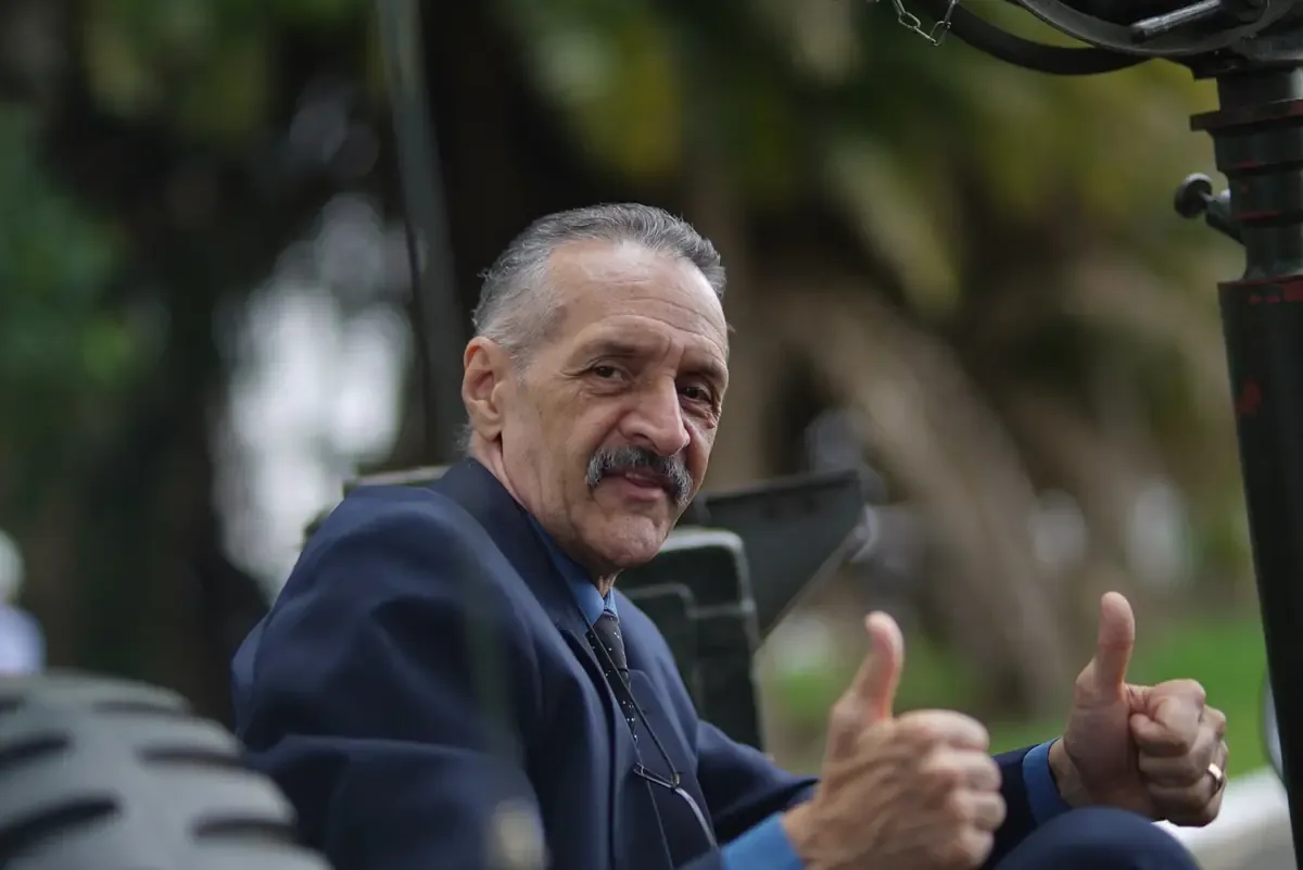 La presidenta destaca la importancia histórica de Cárdenas Solórzano y su impacto en la democracia mexicana.