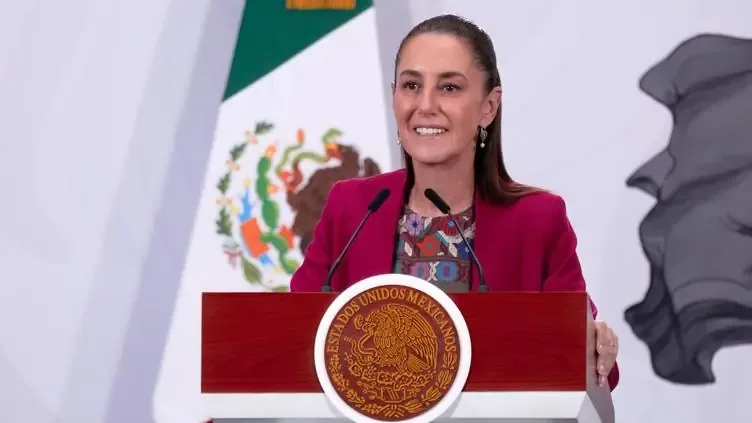 La presidenta de México habla sobre la marcha y el asesinato de una líder de Morena en Chihuahua.