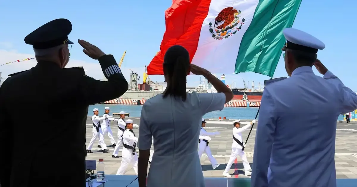 La presidenta Sheinbaum destaca la importancia de las Fuerzas Armadas en la defensa y apoyo al pueblo mexicano.