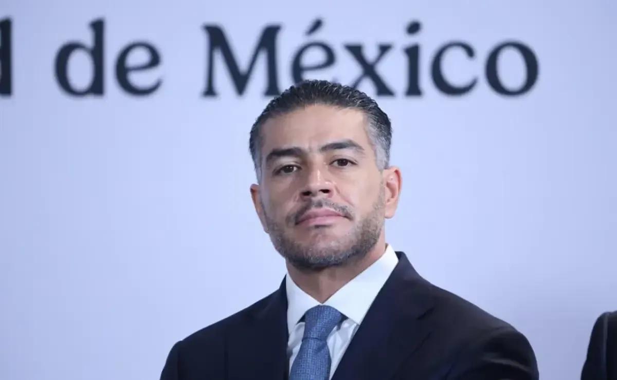 La presidenta de México responde a señalamientos sobre la supuesta candidatura de Omar García Harfuch.