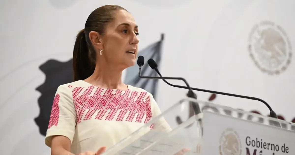 La presidenta Sheinbaum destaca la importancia de la familia y los derechos en educación y vivienda.