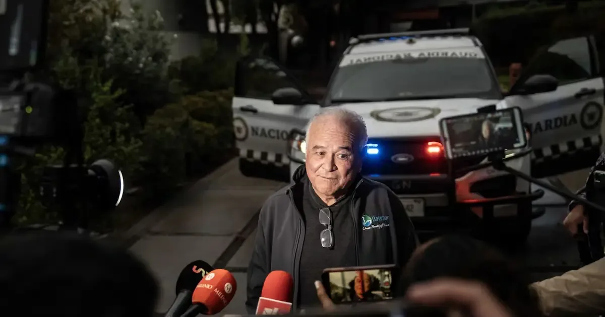 La presidenta Sheinbaum pide más detalles sobre el caso del exgobernador por su regreso a casa.