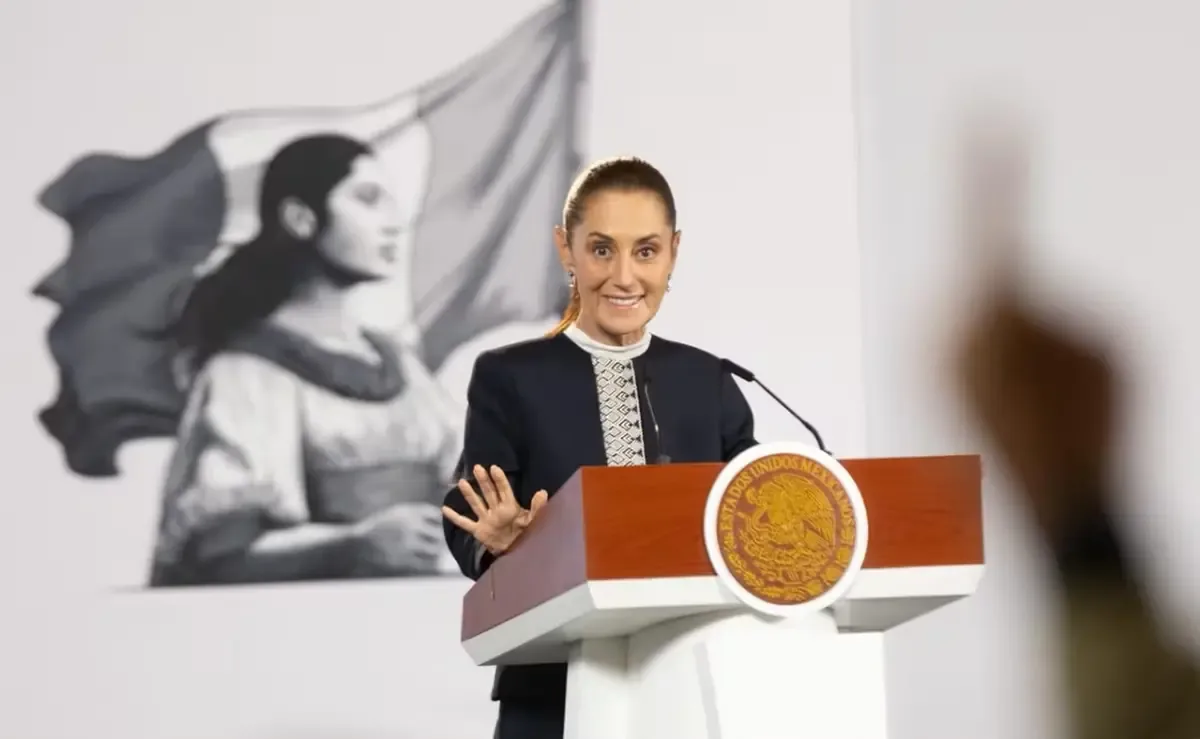 La presidenta de México responde a acusaciones sobre la detención de César Jáuregui y menciona el contexto de seguridad nacional.