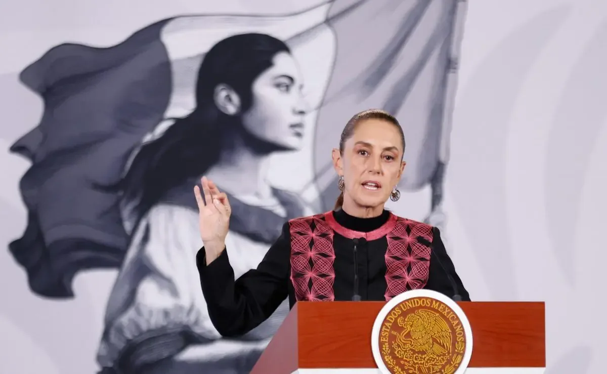 La presidenta de México sostiene que hay intentos de desestabilizar su administración desde el extranjero.