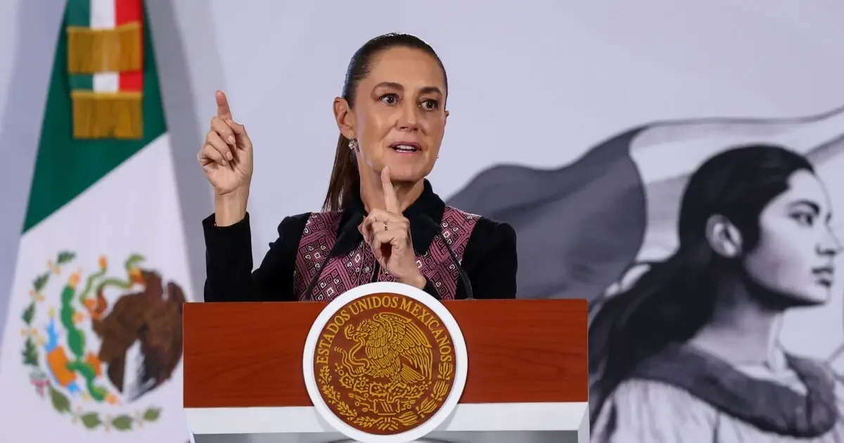 La mandataria enfatiza la importancia de la paridad de género en las postulaciones electorales.