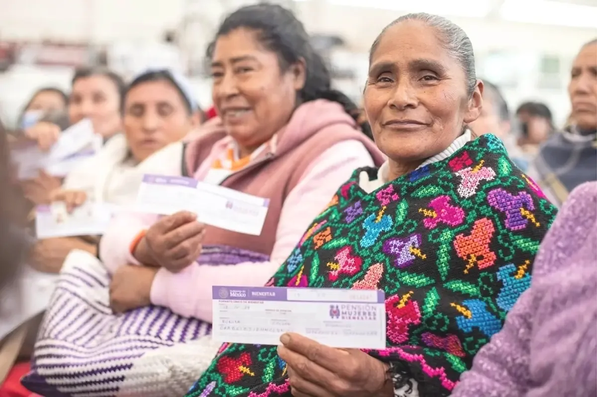 La crisis en el sector salud se agrava a pesar de los reclamos de los derechohabientes.
