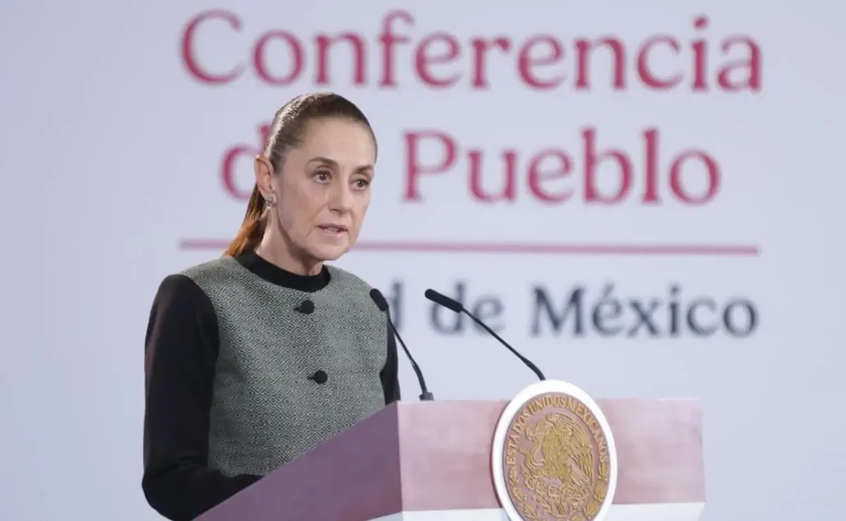 La presidenta de México impide que el presidente de la UIF responda a críticas durante conferencia de prensa.