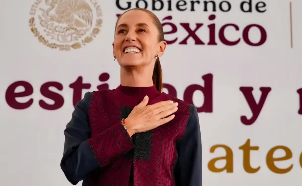 La presidenta destacó la protección al lobo mexicano y reconoció la deuda del Fobaproa.