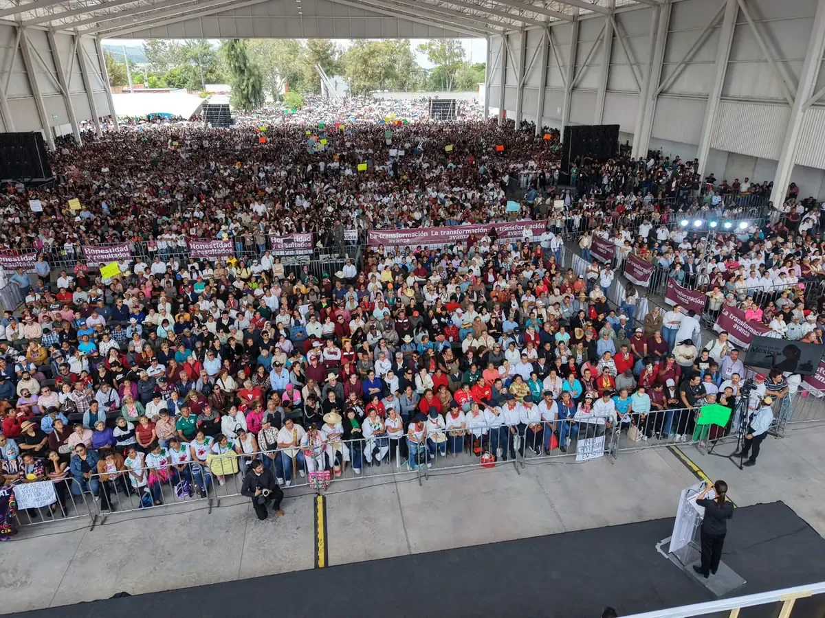 La presidenta de México anunció avances en salud y transporte para Guanajuato y congregó miles en el ecoforum.