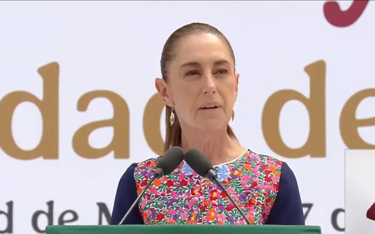 La presidenta enfatiza la soberanía nacional y los límites a la intervención externa en su discurso en el Zócalo.