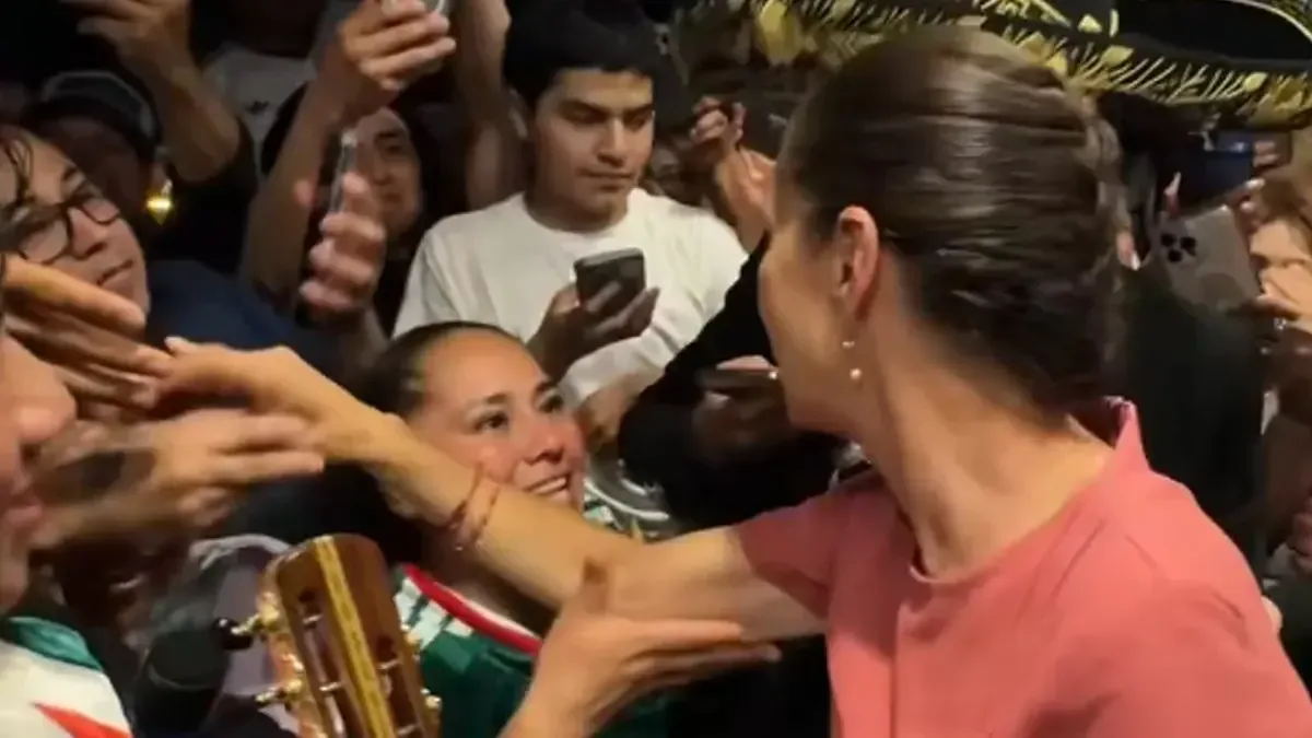 La presidenta agradeció a la comunidad migrante el apoyo recibido durante su visita a Estados Unidos.