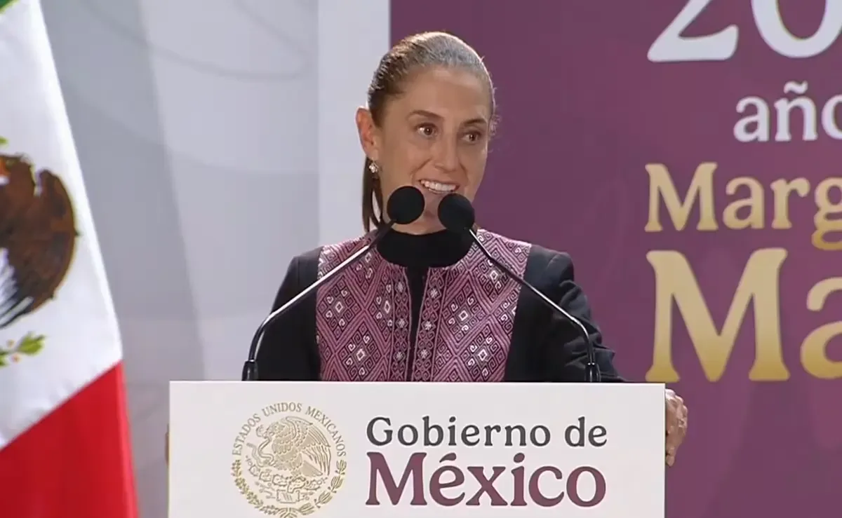 La presidenta de México, Claudia Sheinbaum, resalta logros en seguridad y salud en su rendición de cuentas aborda el Edomex.