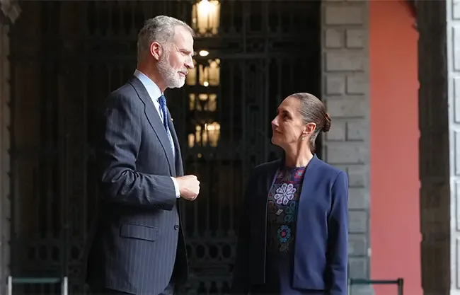 La presidenta mexicana subraya la importancia del reconocimiento a los pueblos originarios en su encuentro con Felipe VI.