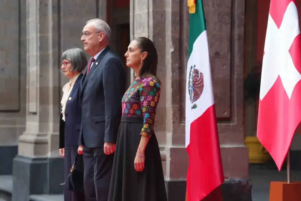 La presidenta de México y el mandatario suizo abordan tratados comerciales y cooperación inminente.