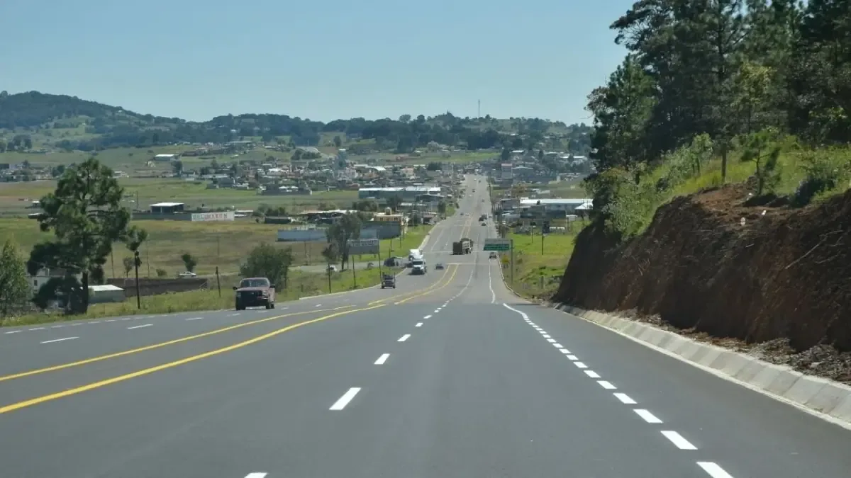 La inversión busca modernizar la infraestructura vial y generar empleos en el país.