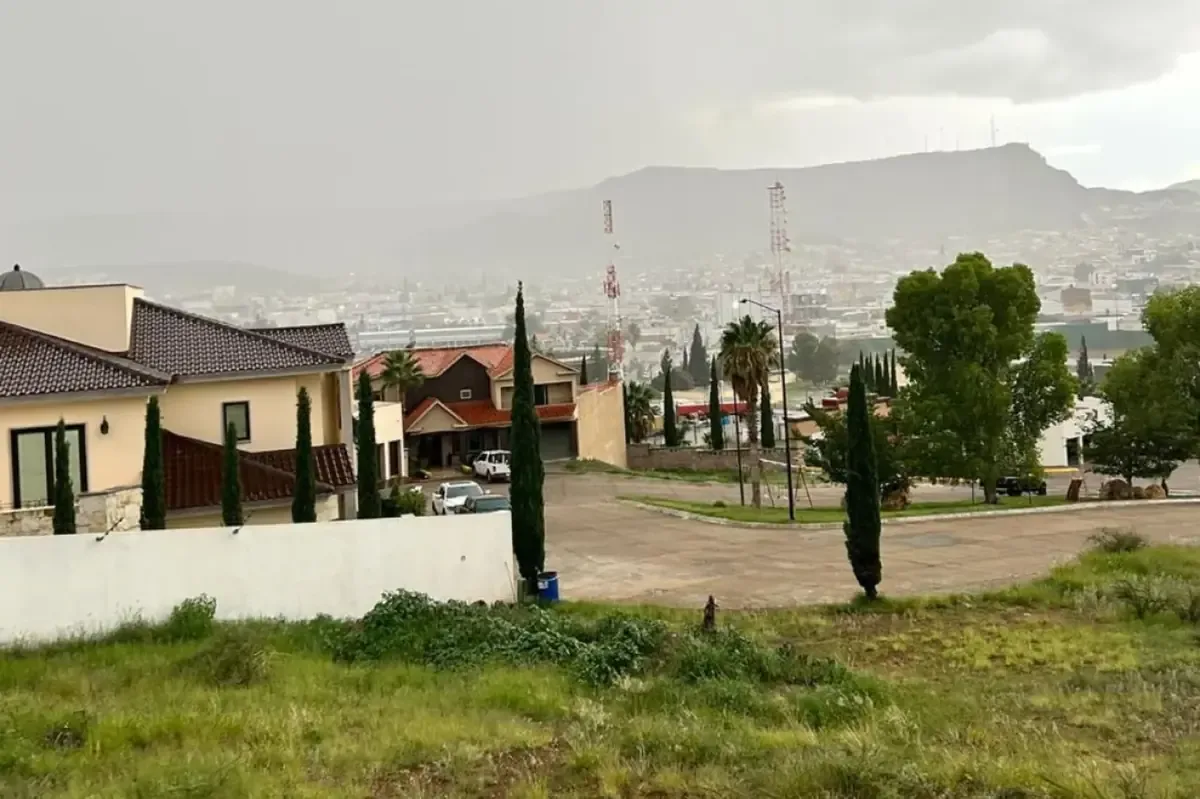 La Coordinación Estatal de Protección Civil advierte sobre fuertes precipitaciones y posible granizo en la región.