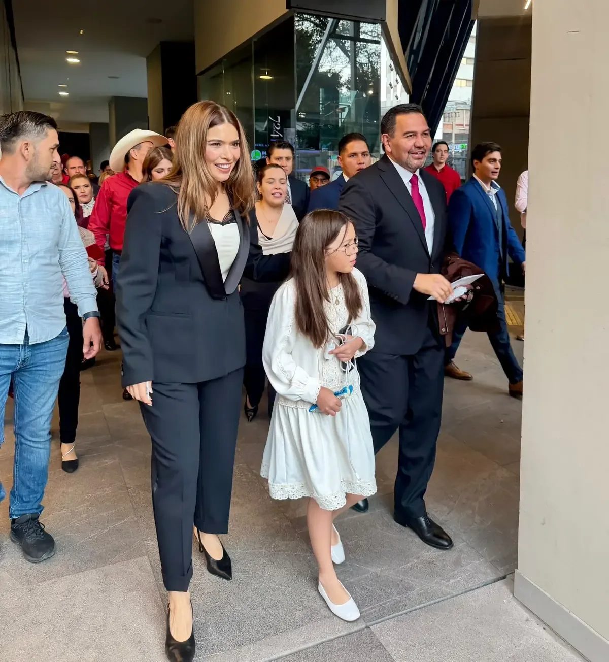 La movilización por el respaldo a Cruz Pérez Cuéllar se da en la antesala de la definición interna de Morena.