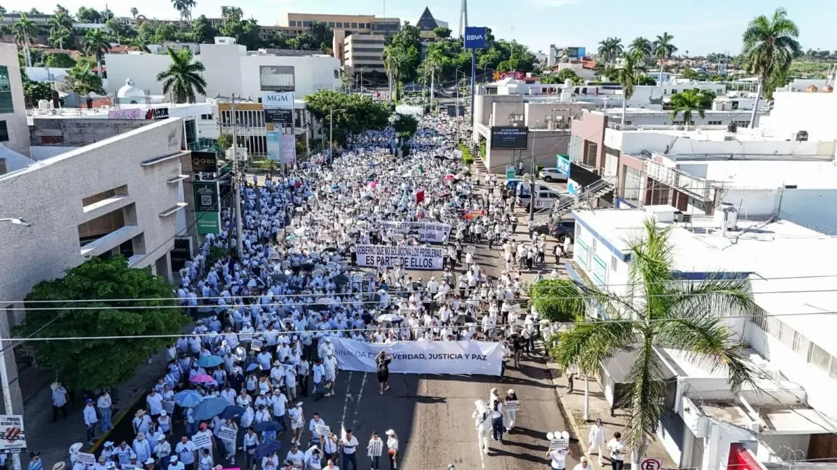 La población clama por paz y denuncia la ola de violencia en la entidad.