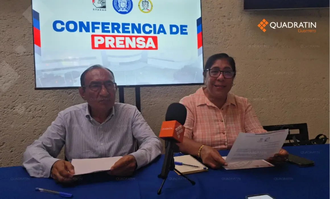 Sindicatos de UAGro protestan contra el recorte de subsidios federales.