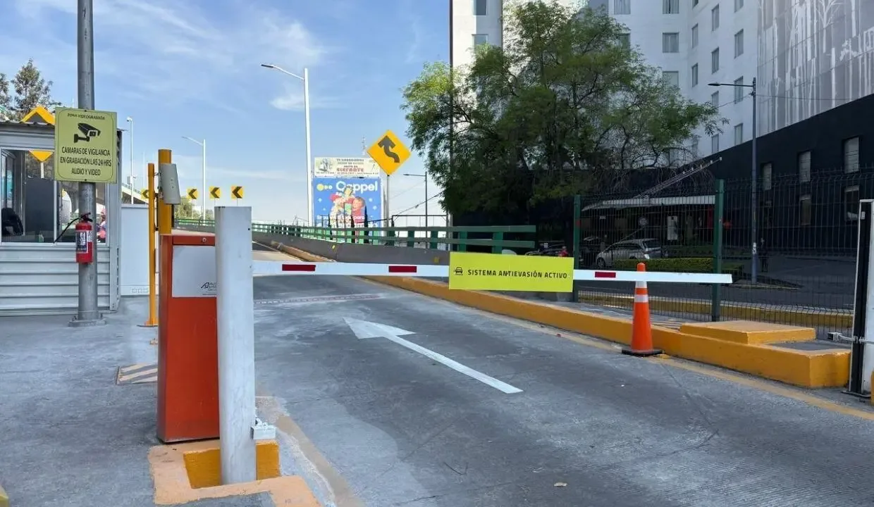 Sistema anti evasión en autopistas activará picos de metal desde el 30 de enero.