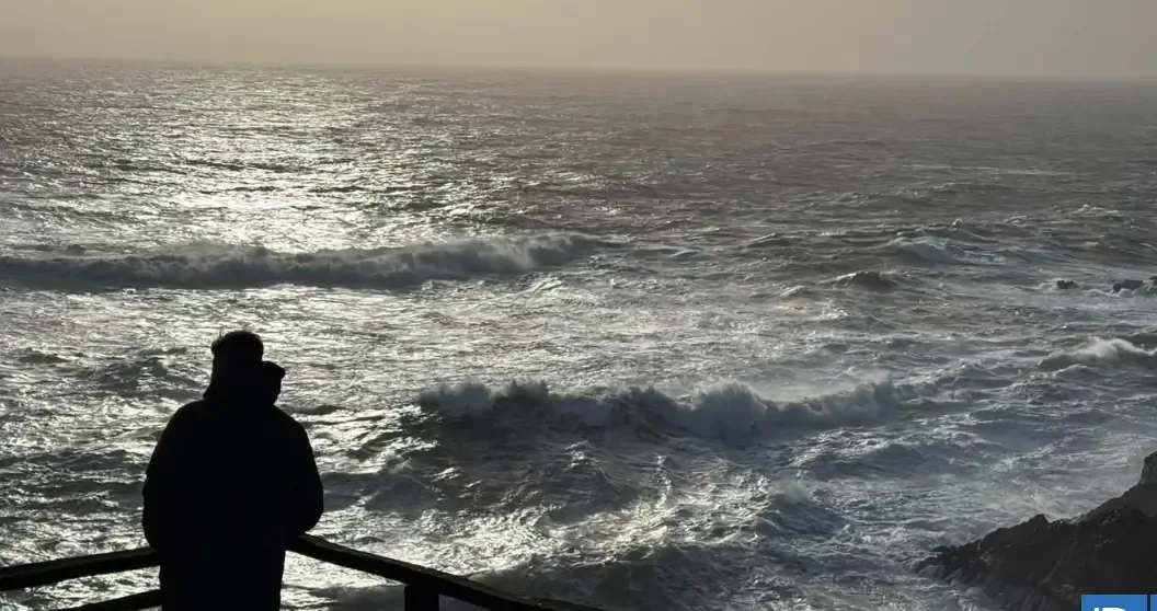 El mal tiempo obliga a evacuar botes y monitorear áreas críticas en Chiloé.