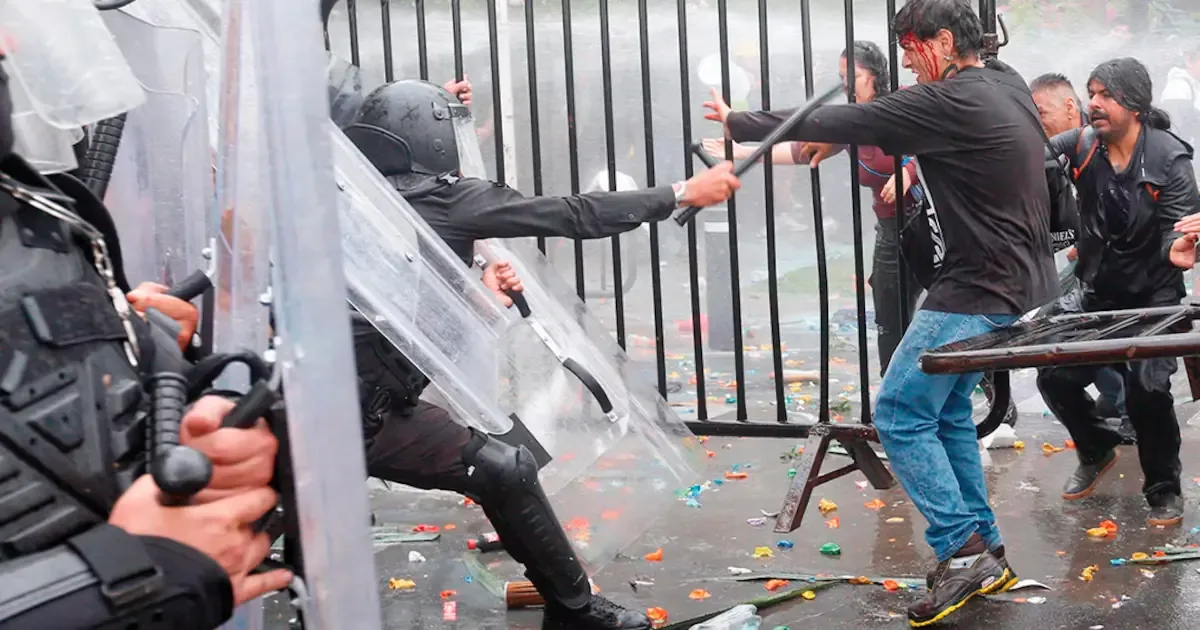 Un análisis revela graves deficiencias en la regulación del uso de la fuerza por parte de las policías estatales