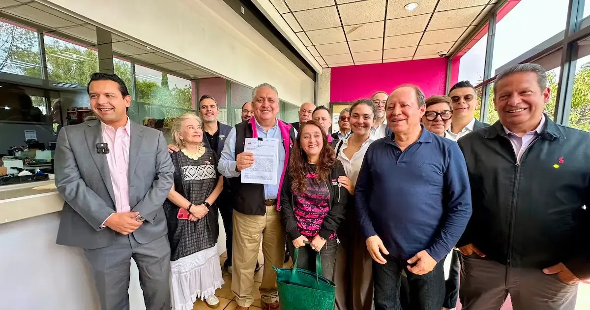 Este cambio responde a una resolución del Tribunal Electoral y busca fortalecer la nueva identidad del partido.