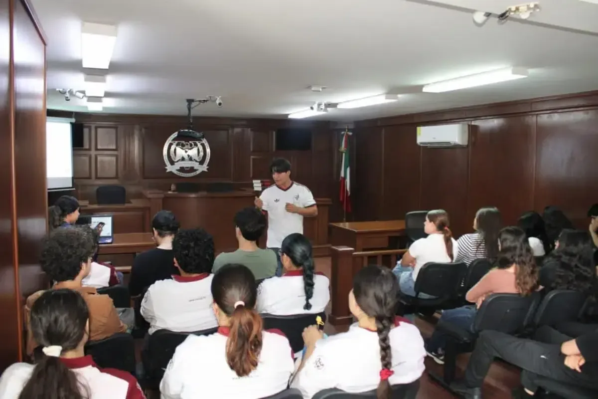 Talleres educativos buscan dotar a la juventud sonorense de herramientas financieras clave.