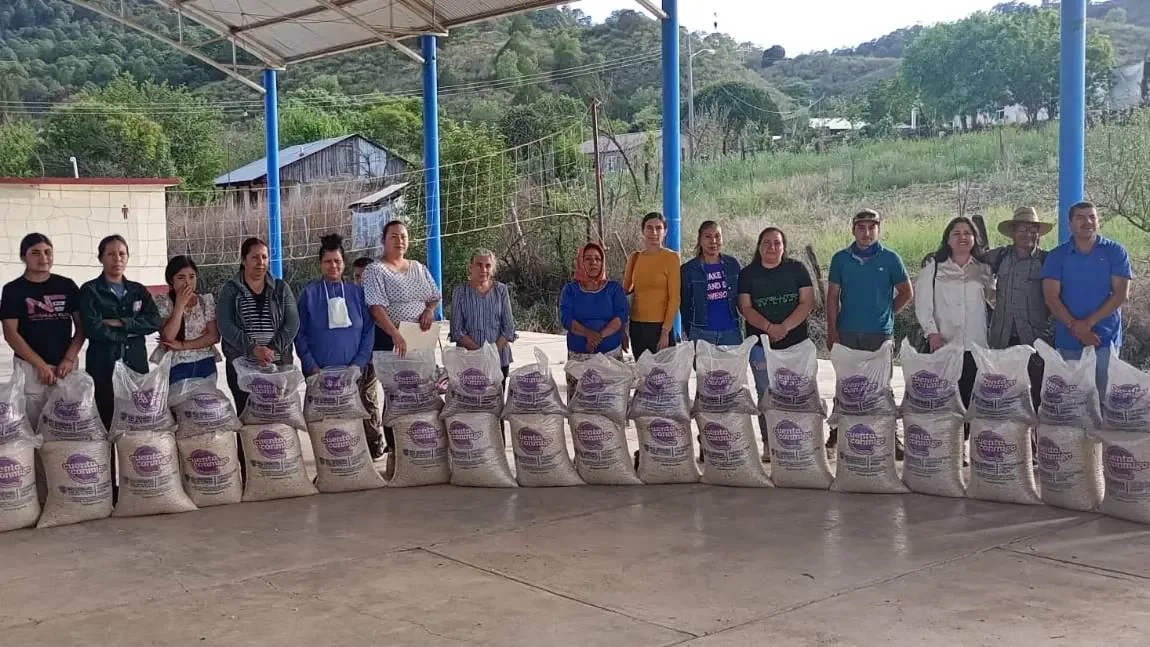 Más de 8 mil familias en Chihuahua reciben apoyos alimenticios como parte de un programa agrícola.