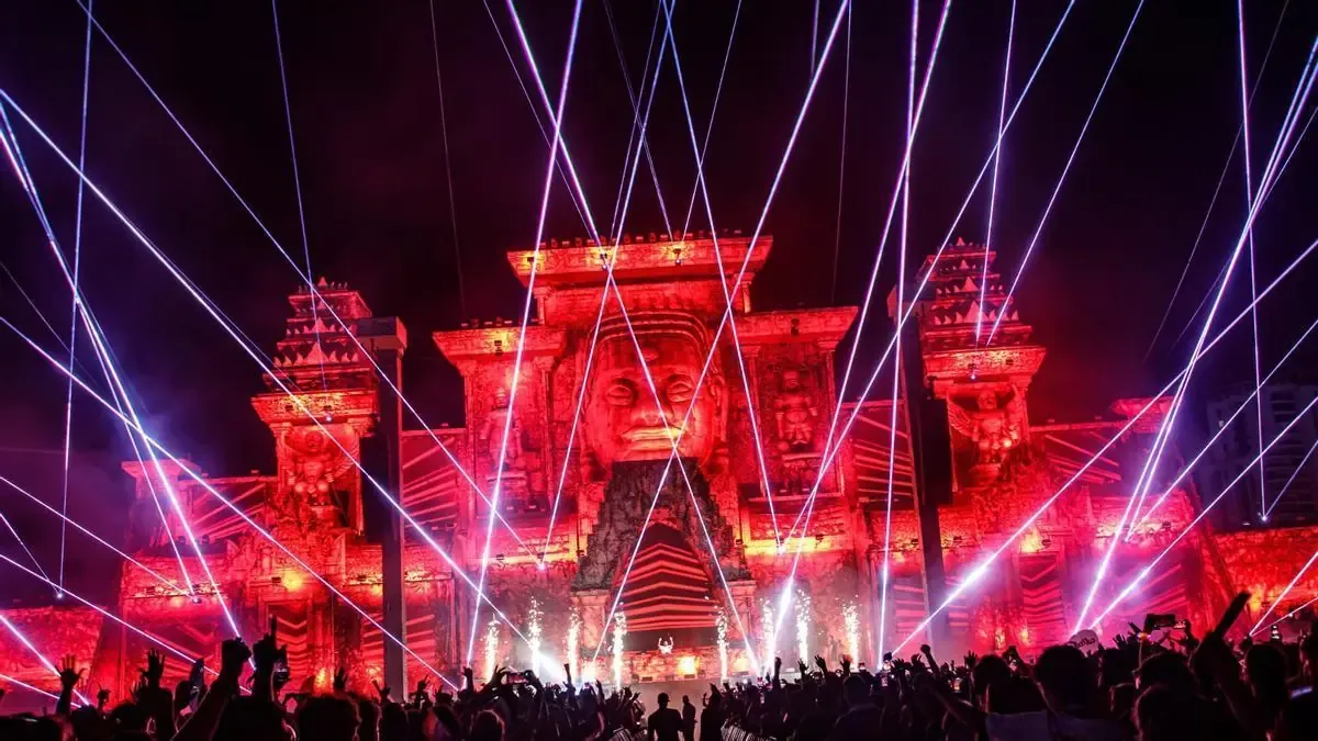 La segunda jornada del Medusa Festival 2026 se desarrolló sin incidentes tras ajustes por mal tiempo.
