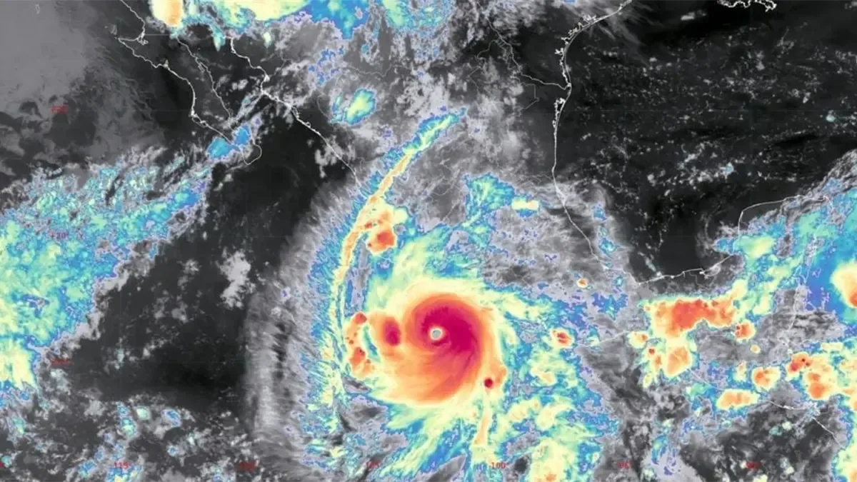 El SMN asegura que el fenómeno generará lluvias intensas en varios estados del país.