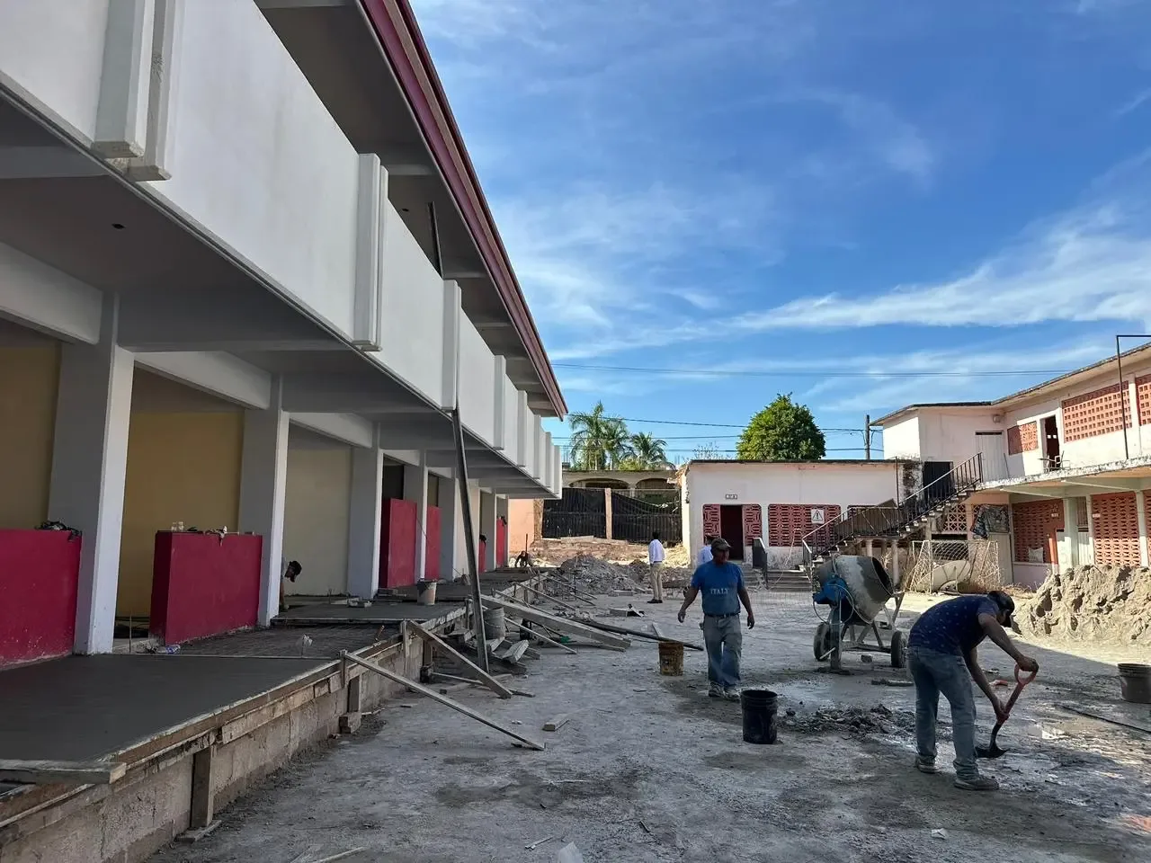 Supervisión de obra de nueva escuela en Santa Teresa, Iguala.