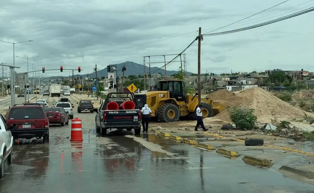 Las autoridades buscan prevenir riesgos ante malas condiciones viales por lluvias acumuladas.