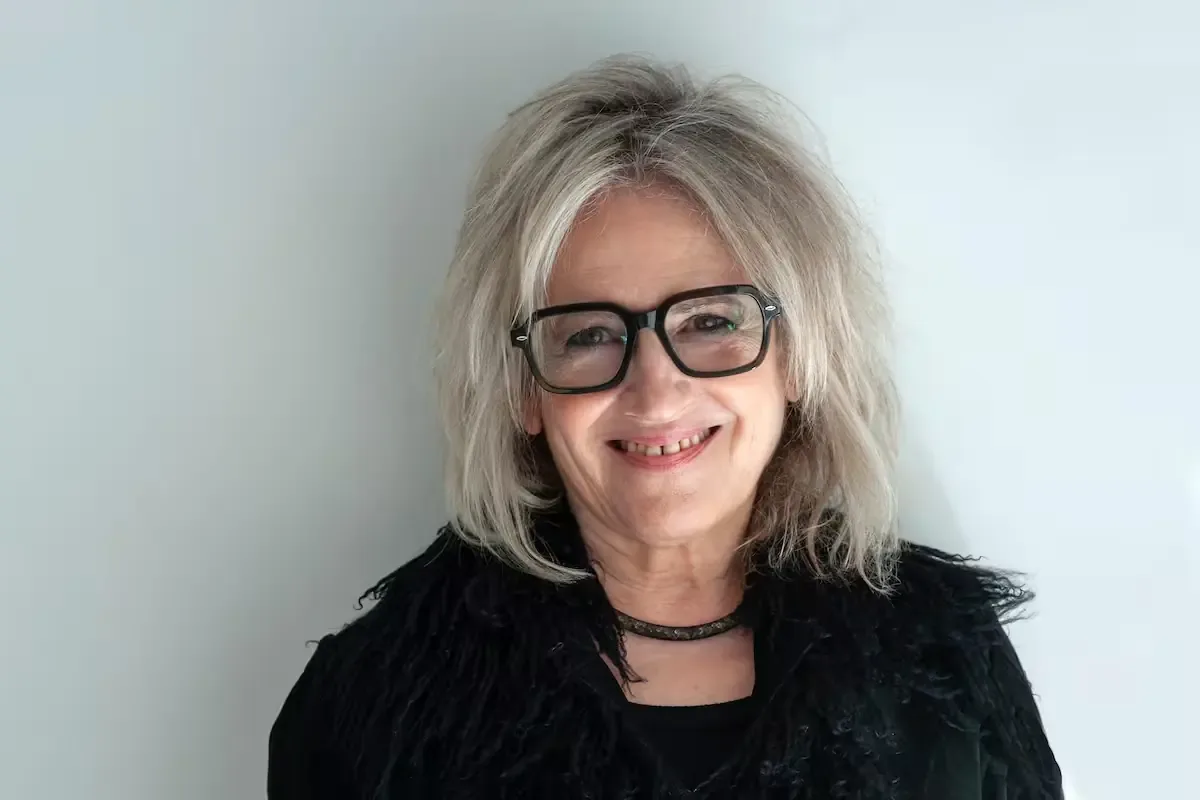 La diseñadora francesa-de-Argentina transforma el calzado en arte en Buenos Aires.