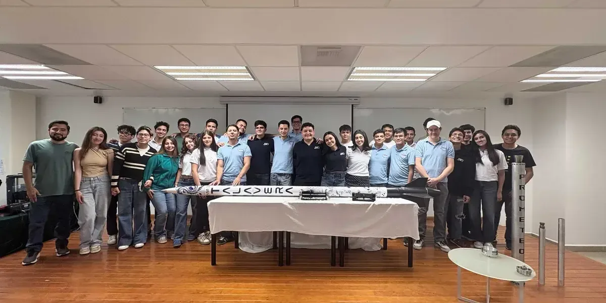 El equipo Space Dragons representará a México con un innovador cohete experimental.