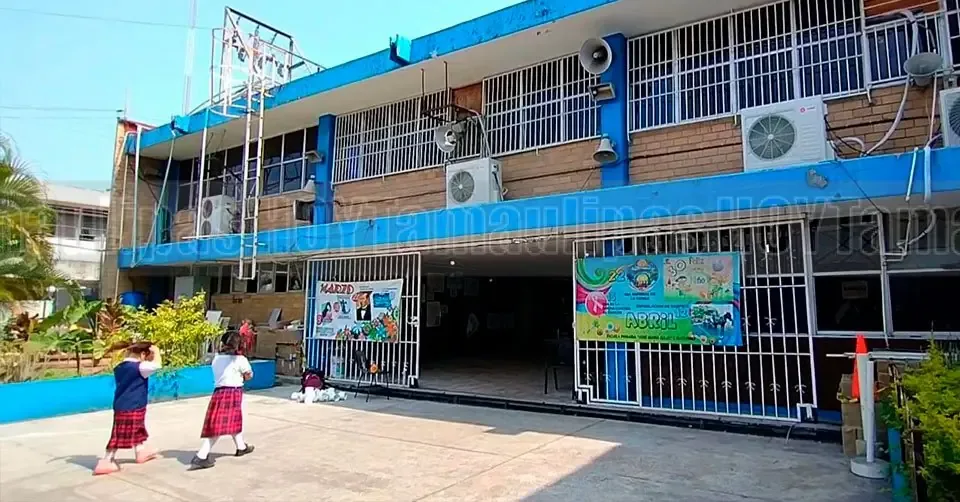 El gobierno estatal iniciará la construcción de nuevas escuelas y ampliaciones en diversos municipios.
