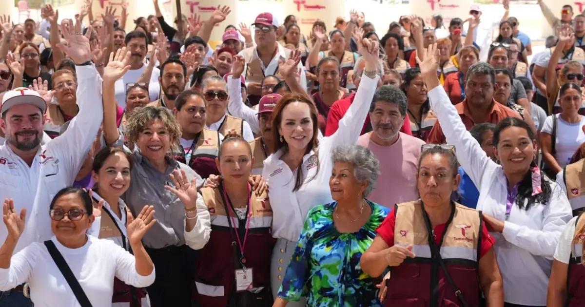 La colaboración gubernamental beneficia a familias vulnerables con sistemas de almacenamiento de agua.