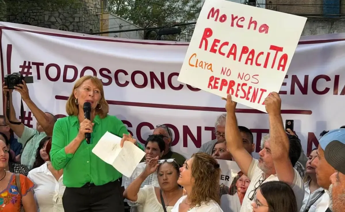 Tatiana Clouthier critica la designación de Clara Luz Flores como coordinadora de Morena en Nuevo León y pide un nuevo proceso interno.