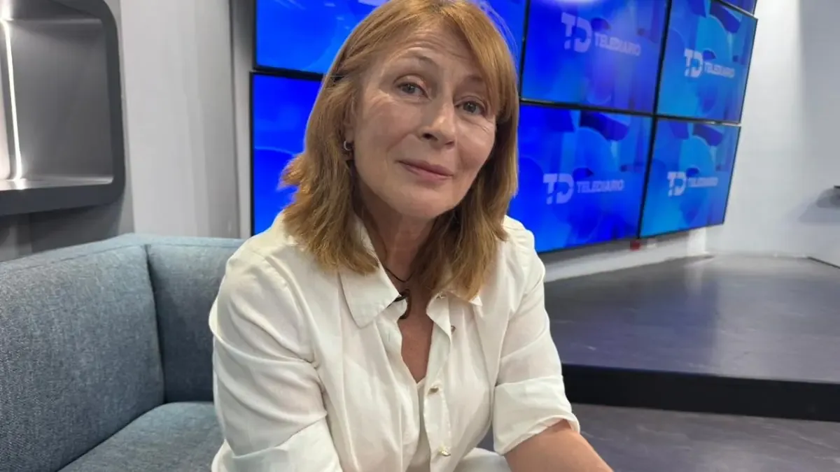 La ex secretaria destaca su capacidad para ganar las elecciones constitucionales.