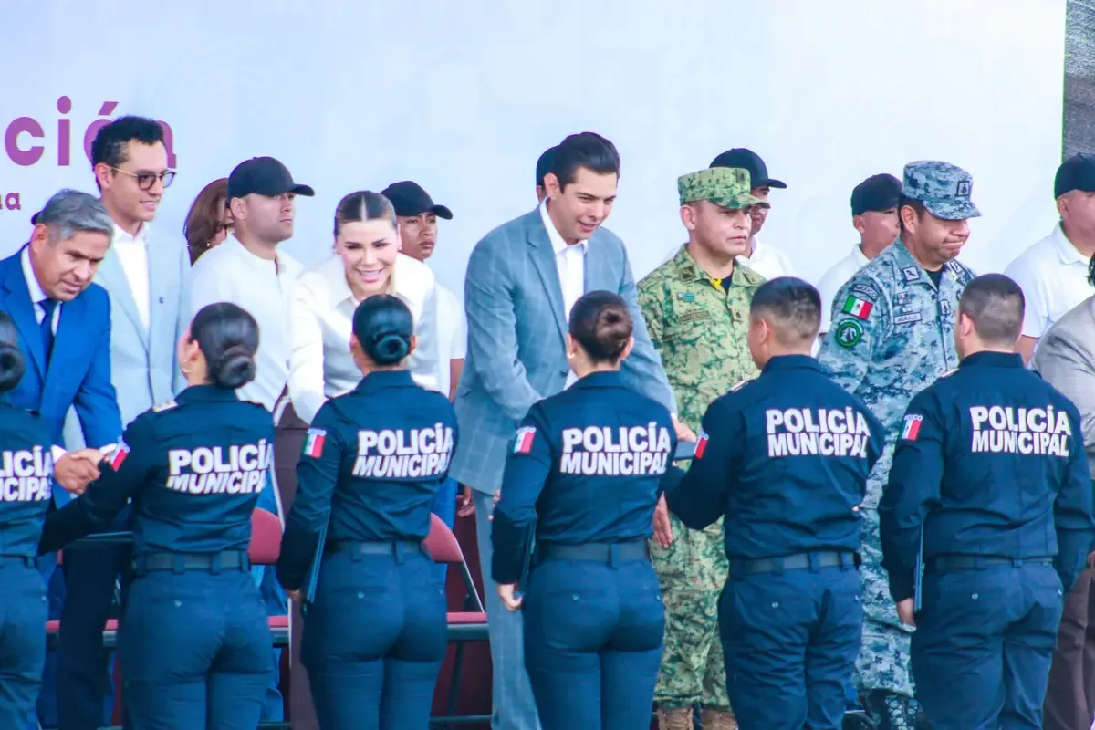 La graduación de nuevos agentes es un paso significativo para mejorar la seguridad en Tecate.