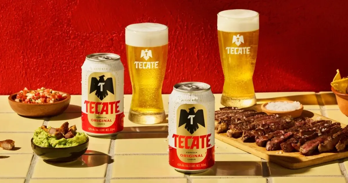 La emblemática cerveza busca mantenerse relevante e icónica con su nuevo diseño.