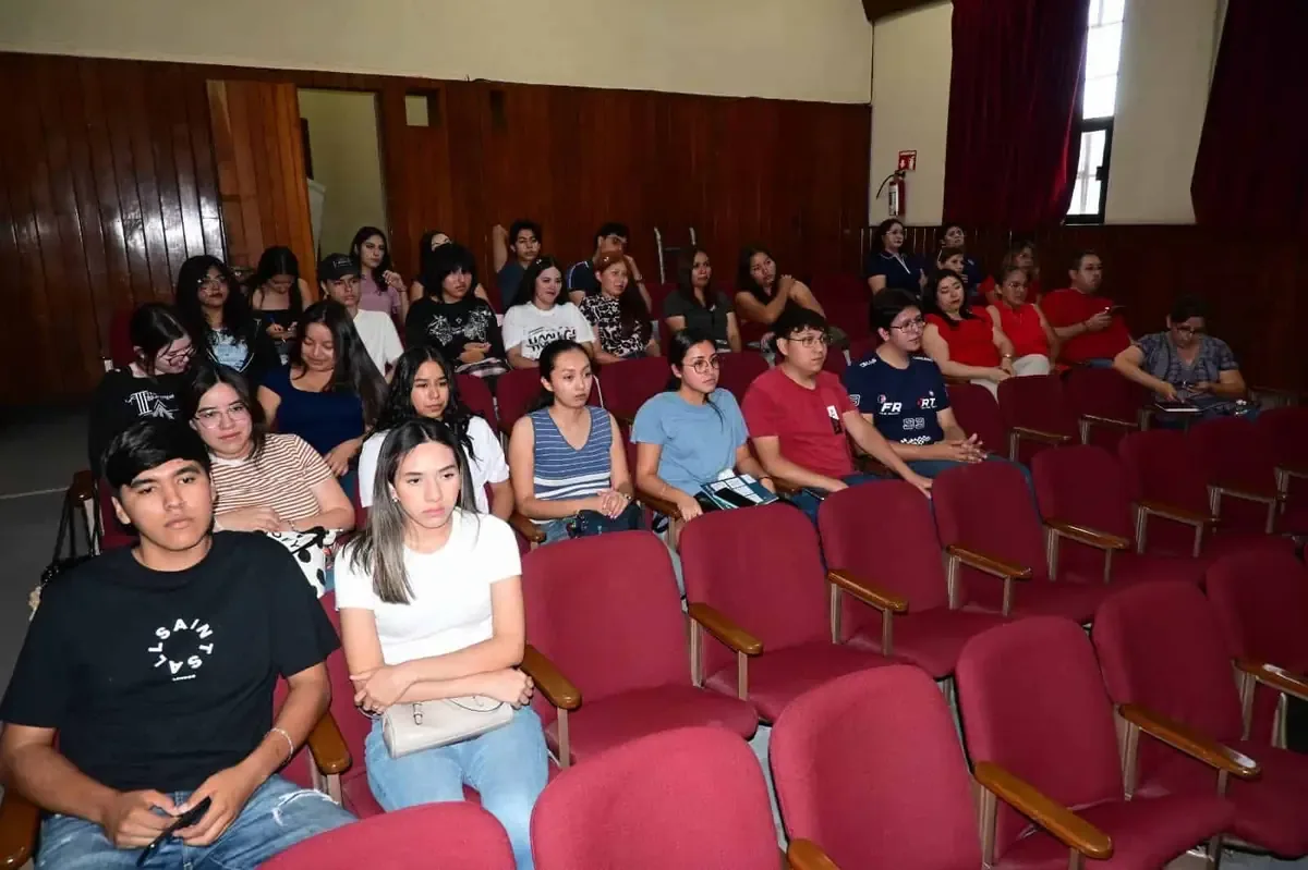 El nuevo pico satélite marca un avance en la participación estudiantil en proyectos tecnológicos.