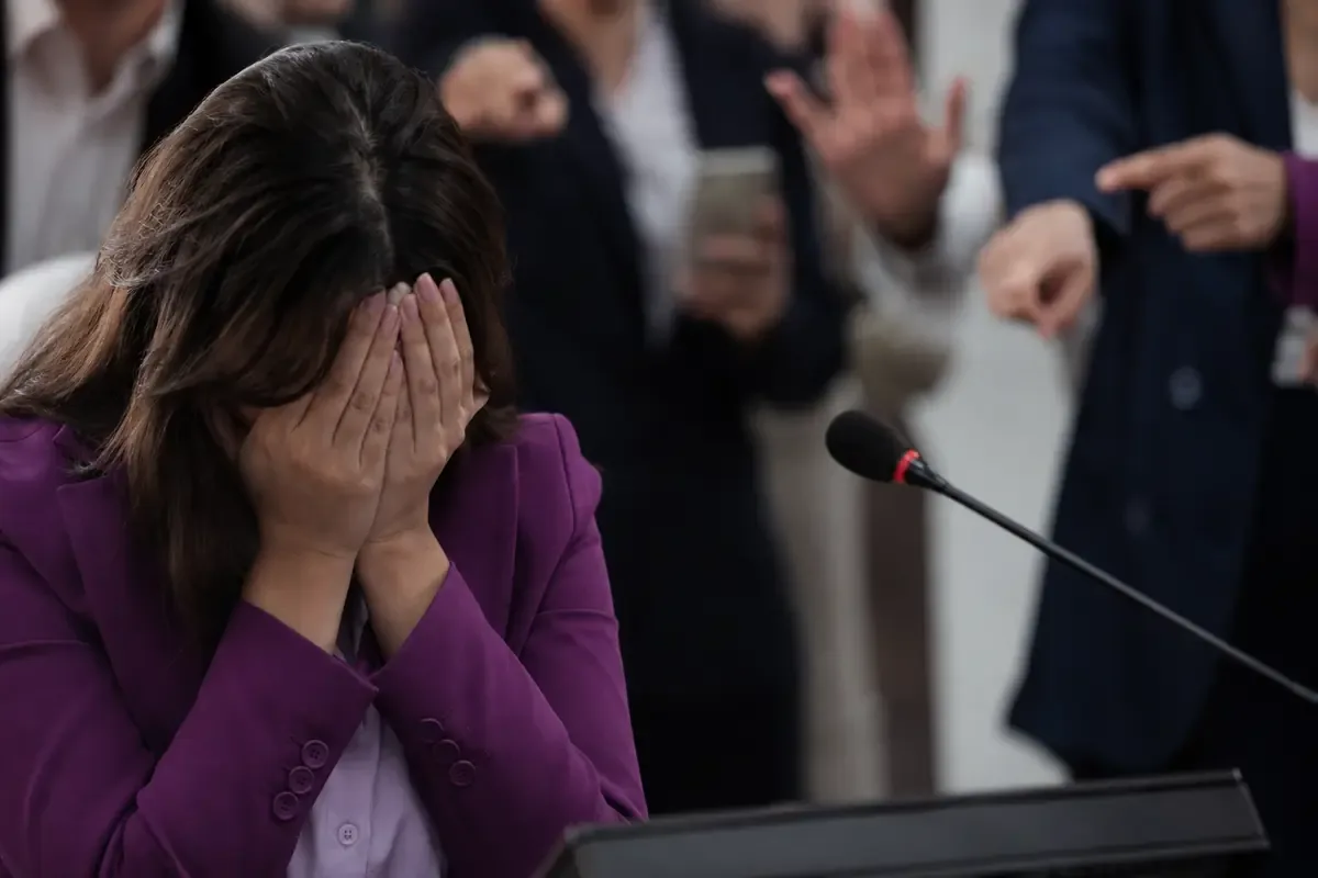 El Tribunal Electoral de Michoacán evidencia la persistencia de la violencia política de género en el estado.