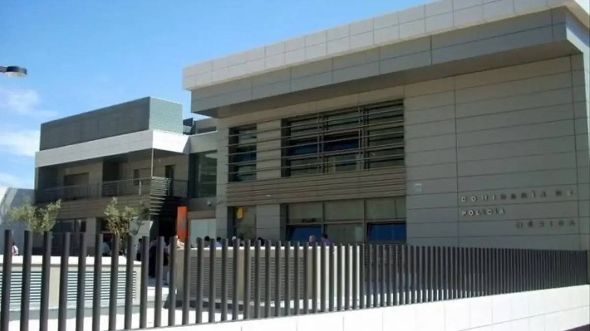 La UFP denuncia condiciones extremas que afectan a agentes y detenidos.