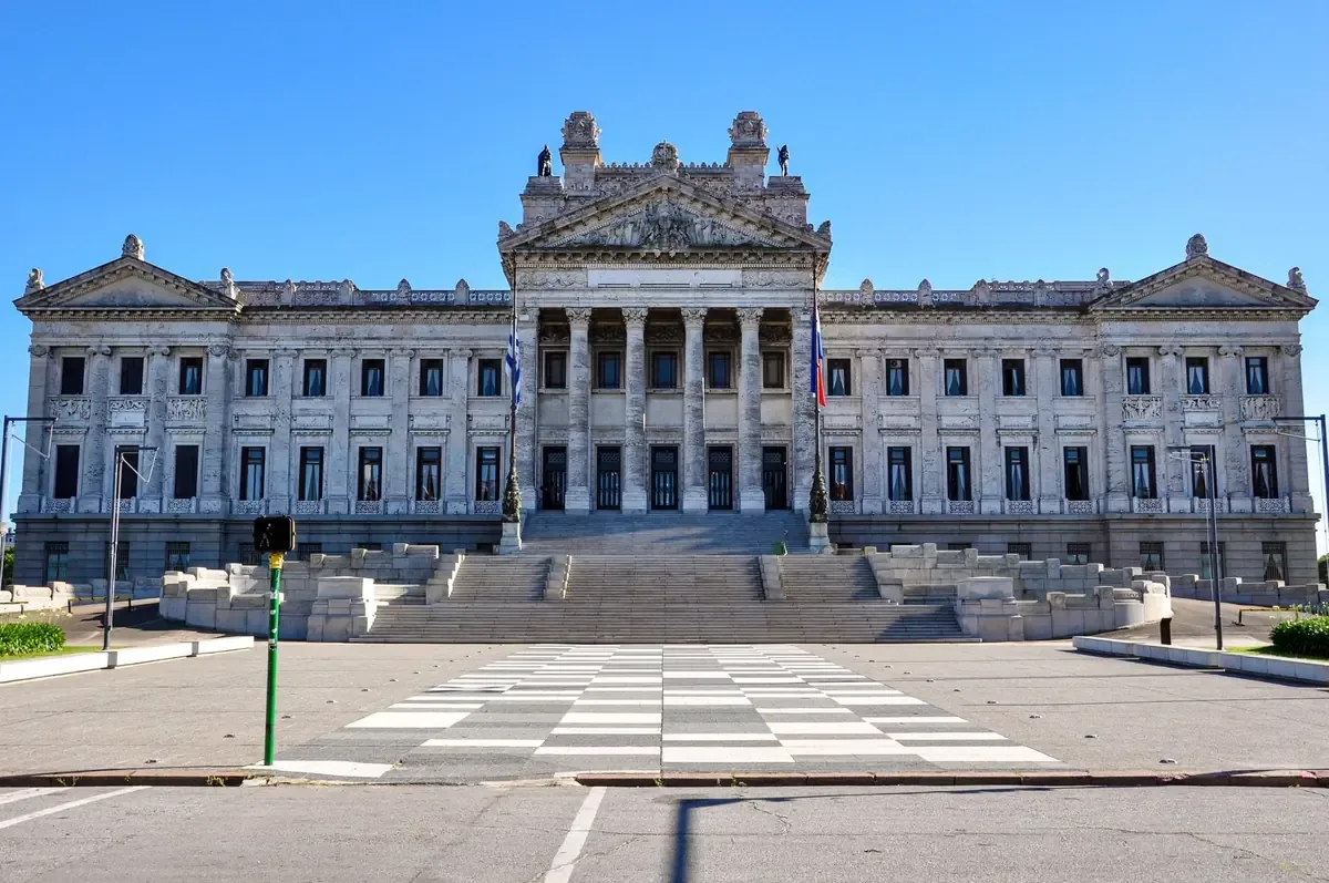 La falta de atención a iniciativas pendientes y reclamos por seguridad marcan el inicio del periodo legislativo.
