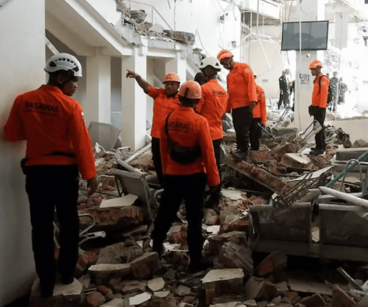 La isla de Flores enfrenta una crisis tras el sismo que dejó múltiples daños a viviendas y edificios públicos.